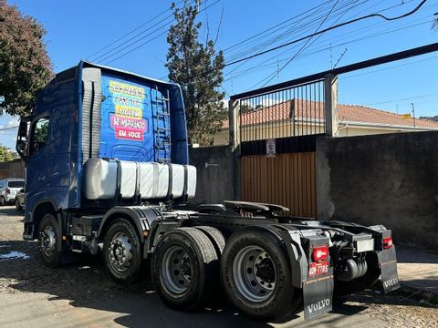 VOLVO FH-460 GLOBETROTTER 8x2 2p (diesel)(E5)