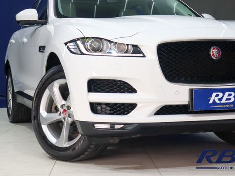 Jaguar F-Pace 2.0 Prestige 250cv Aut.