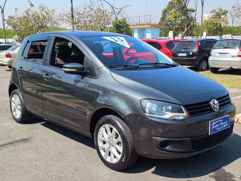 VolksWagen Fox 1.6 Mi Total Flex 8V 5p