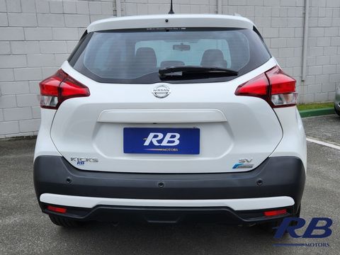 Nissan KICKS SV 1.6 16V FlexStar 5p Aut.