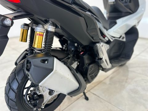 HONDA ADV 150