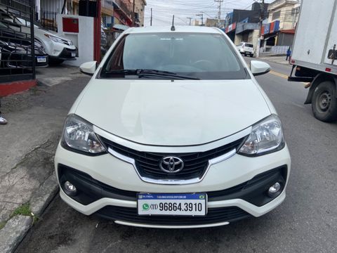 Toyota ETIOS PLATINUM Sed. 1.5 Flex 16V 4p Aut.