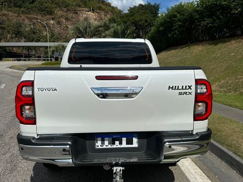 Toyota Hilux CD SRX 4x4 2.8 TDI 16V Diesel Aut.