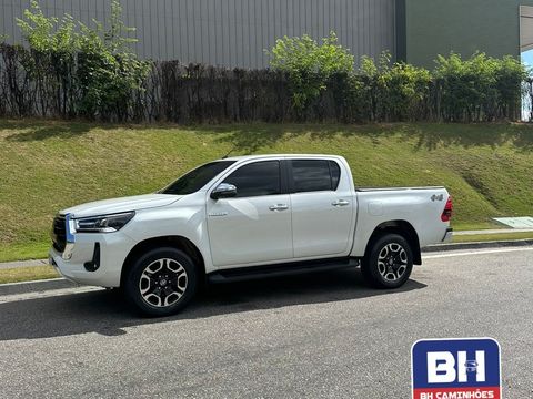 Toyota Hilux CD SRX 4x4 2.8 TDI 16V Diesel Aut.