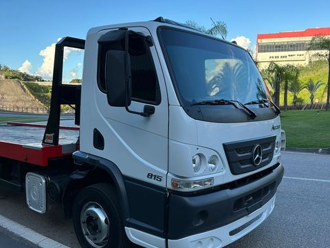 MERCEDES-BENZ Accelo 815 2p (diesel) (E5)