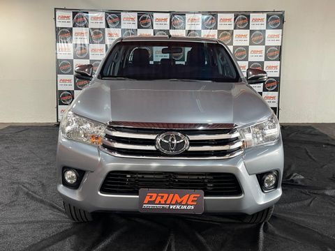 Toyota Hilux CD SRV 4x4 2.7 Flex 16V Aut.