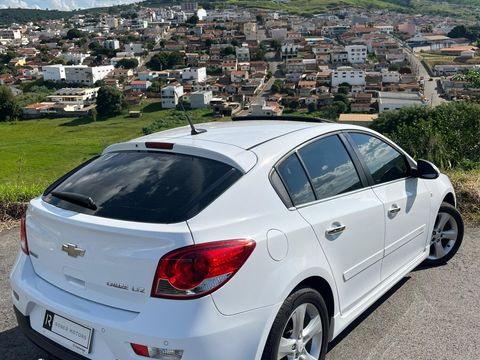 Chevrolet CRUZE LTZ 1.8 16V FlexPower 4p Aut.