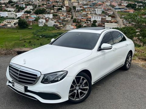 Mercedes E-250 Exclusive 2.0 TB 211cv Aut.