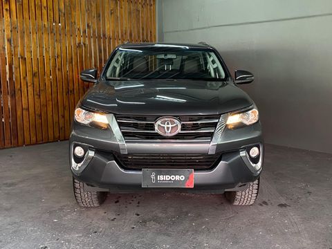 Toyota Hilux SW4 SRV 4x2 2.7 Flex 16V Aut.