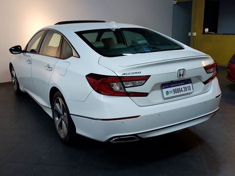 Honda Accord Sedan Touring 2.0 TB 16V Aut.