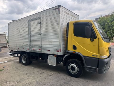 MERCEDES-BENZ Accelo 815 2p (diesel) (E5)