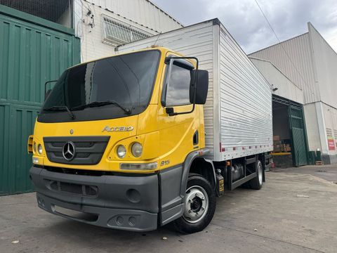MERCEDES-BENZ Accelo 815 2p (diesel) (E5)