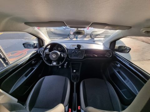 VolksWagen up! cross 1.0 TSI Total Flex 12V 5p