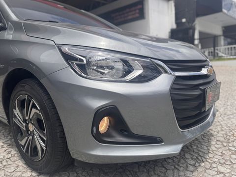 Chevrolet ONIX SEDAN Plus LT 1.0 12V Flex 4p Mec.