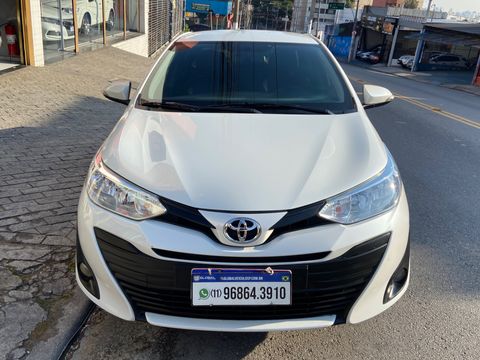 Toyota YARIS XL Live Sedan 1.5 Flex 16V 4p Aut.