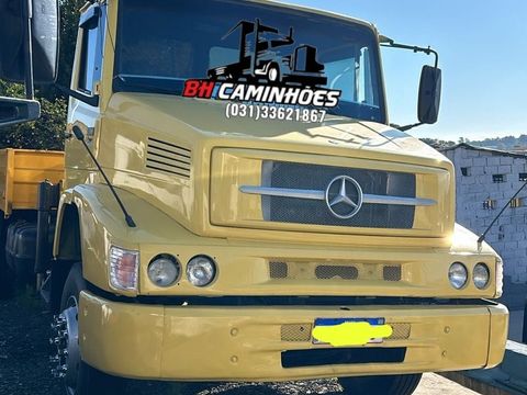MERCEDES-BENZ L-2318 6x4 3-Eixos 2p (diesel)