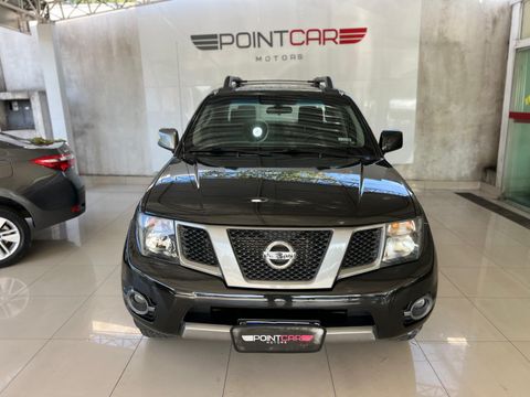 Nissan Frontier SV AT. CD 4x4 2.5 TB Dies. Aut.