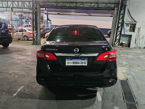 Nissan Sentra S 2.0 FlexStart 16V Aut.