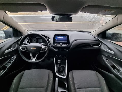 Chevrolet ONIX SEDAN Plus LT 1.0 12V Flex 4p Mec.