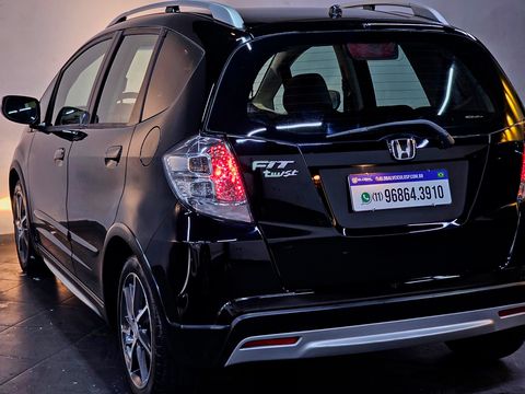 Honda Fit Twist 1.5 Flex 16V 5p Aut.