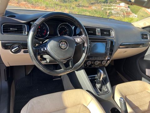 VolksWagen JETTA Highline 2.0 TSI 16V 4p Tiptronic