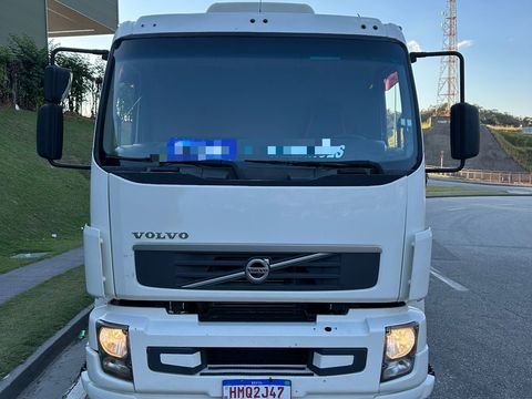 VOLVO VM 270 6x2 2p (diesel) (E5)