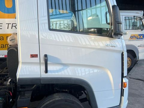 VOLKSWAGEN 13-180 Delivery 6x2 2p (diesel)(E5)