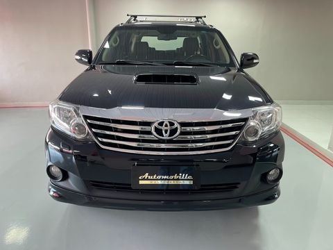 Toyota Hilux SW4 SRV D4-D 4x4 3.0 TDI Dies. Aut