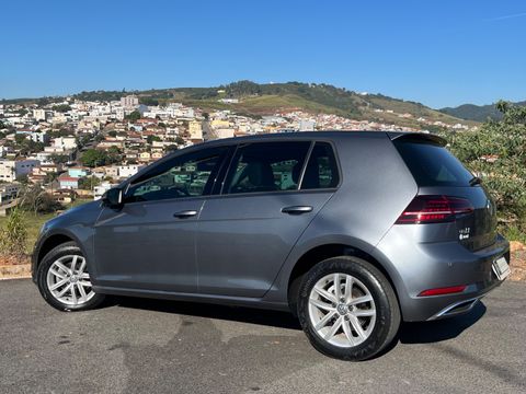 VolksWagen Golf Highline 250 TSI 1.4 Flex 16V Aut.
