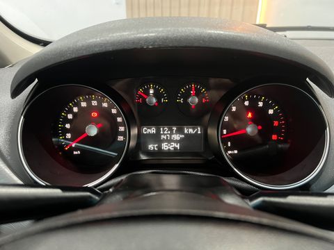 Fiat Punto ATTRACTIVE ITALIA 1.4 F.Flex 8V 5p