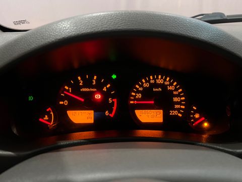 Nissan Frontier LE CD 4x4 2.5 TB Diesel Aut.