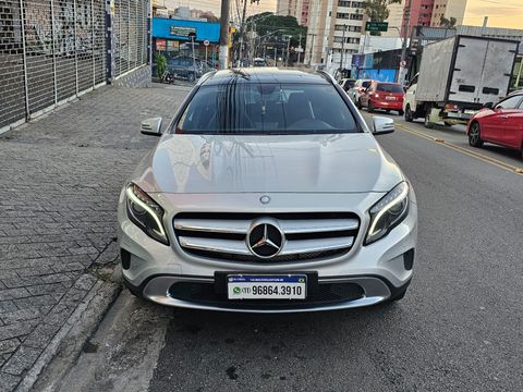 Mercedes GLA 200 Vision 1.6/1.6 TB 16V Flex Aut.