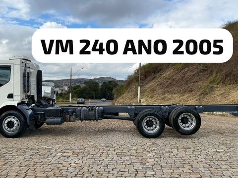 VOLVO VM 240 TRUCK
