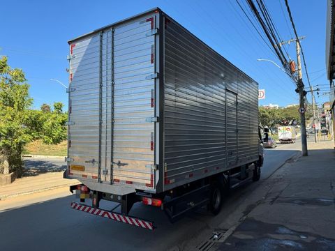 MERCEDES-BENZ Accelo 1017 4x2 2p (diesel) (E6)
