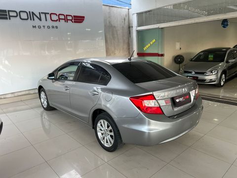 Honda Civic Sedan LXS 1.8/1.8 Flex 16V Mec. 4p