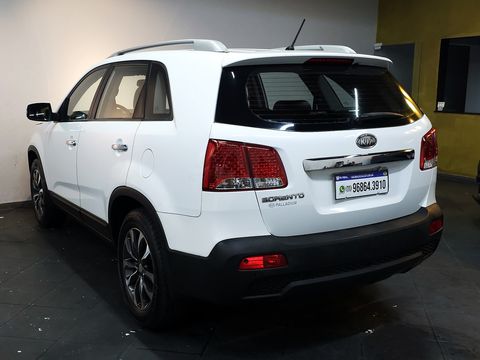 Kia Motors Sorento 2.4 16V 4x2 Aut.