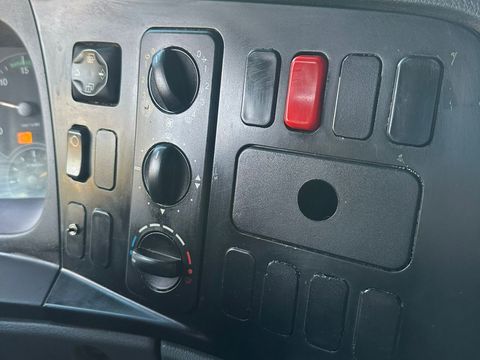 MERCEDES-BENZ Atego 2425 3-Eixos 2p (diesel)