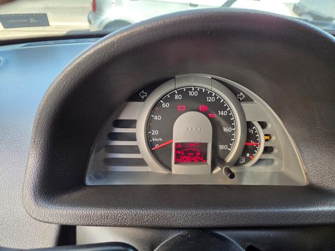 VolksWagen Gol City (Trend) 1.0 Mi Total Flex 8V 2p