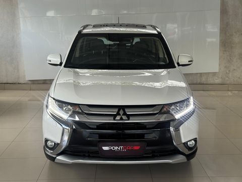 Mitsubishi OUTLANDER 2.2 165cv Diesel Aut.