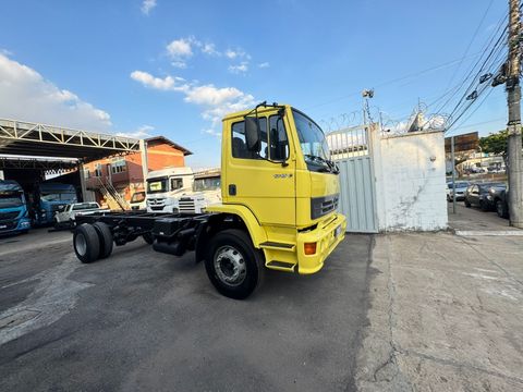 MERCEDES-BENZ 1215 C 2p (diesel)