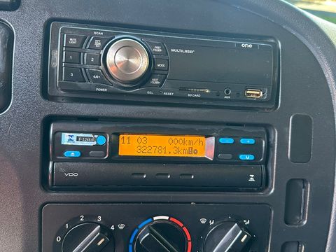 MERCEDES-BENZ Accelo 815 2p (diesel) (E5)