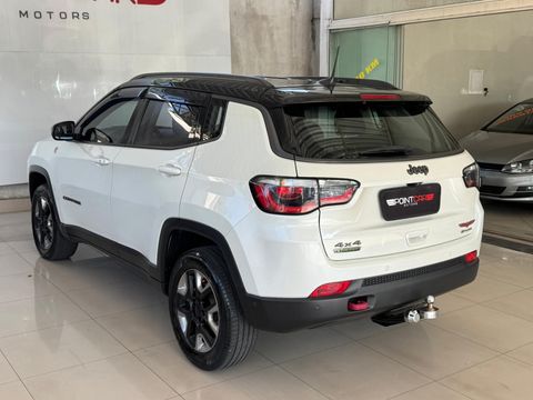 Jeep COMPASS TRAILHAWK 2.0 4x4 Dies. 16V Aut.
