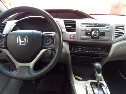 Honda Civic Sedan LXS 1.8/1.8 Flex 16V Aut. 4p