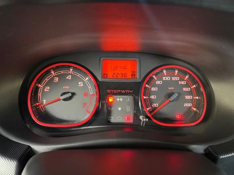 Renault SANDERO STEPWAY Hi-Flex 1.6 16V 5p