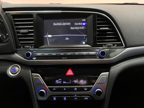 Hyundai Elantra 2.0 16V Flex Aut.