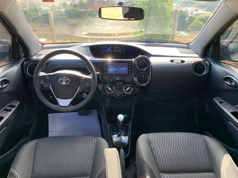 Toyota ETIOS X Plus 1.5 Flex 16V 5p Aut.