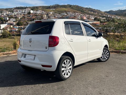 VolksWagen Fox 1.6 Mi Total Flex 8V 5p