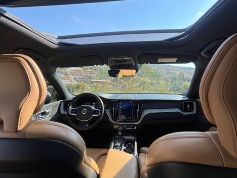 Volvo XC 60 T-5 INSCRIPTION 2.0 AWD 5p