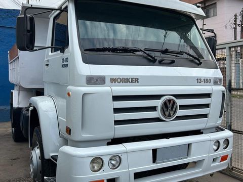 VOLKSWAGEN 13-180 WORKER