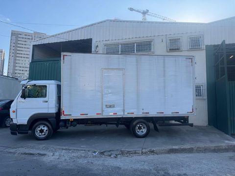 VOLKSWAGEN 8-160 Delivery
